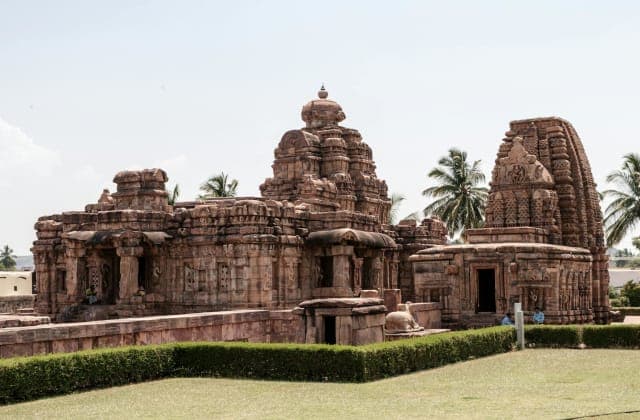 Hampi - destination - Gopedia