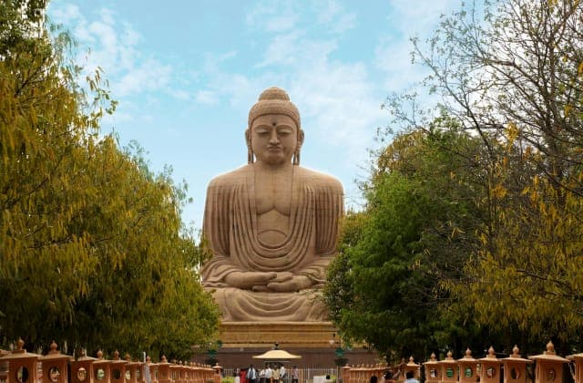 Mahabodhi Temple Complex - tourist attraction - Gopedia