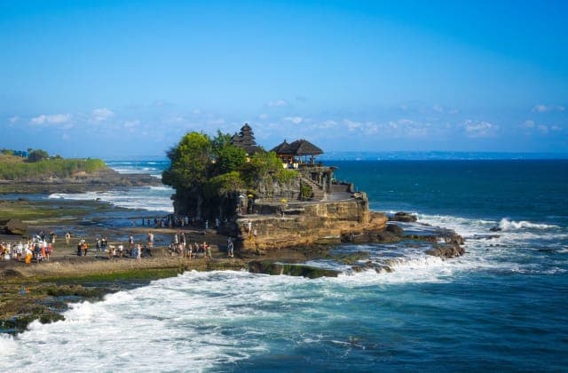 Tanah Lot Temple - tourist attraction - Gopedia