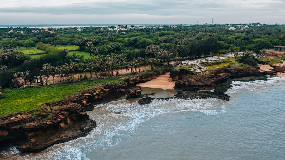 Dadra and Nagar Haveli and Daman and Diu - state travel guide hero - Gopedia